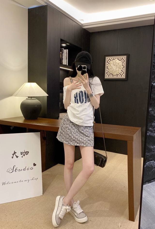 dio* 2025Ss New Short-Sleeved Short Skirt Short Sleeves With Oblique Shoulder