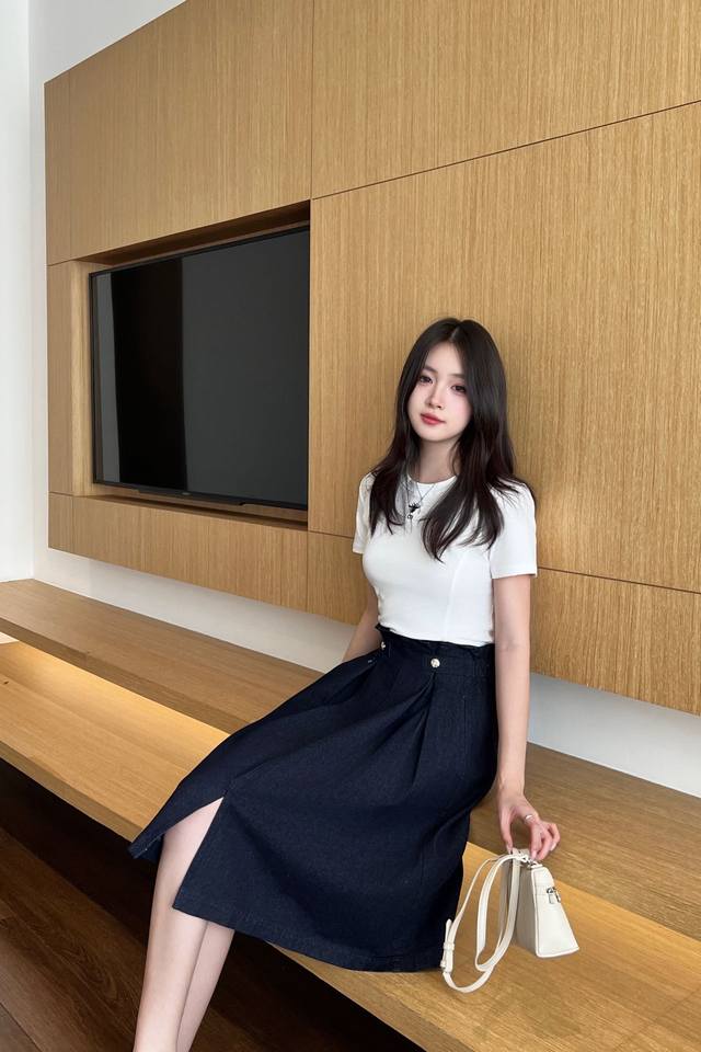 Highly Recommend Dio*2025 Spring And Summer New Imitation Belt Denim Skirt Front