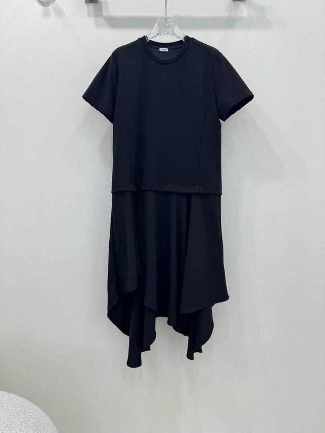 loew*25 New Round Neck Short Sleeve Irregular Hem Dress With Embroidered Logo