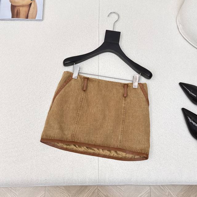 Zhang Yuanying's Miu 25Ss Latest Spring And Summer Leather-Decorated Denim Serie