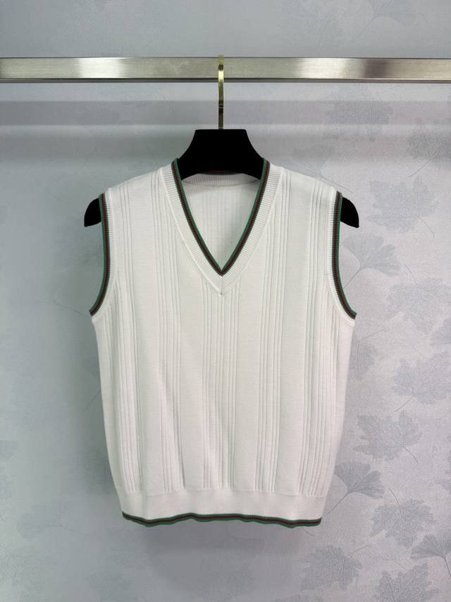 gu*Inspired By Tennis And Clothing, Blending Nostalgic Sportswear With Casual