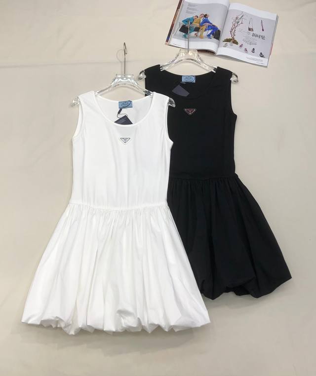 pr141*2025 Summer New Vest Flower Bud Dress With Triangle Logo Decoration On