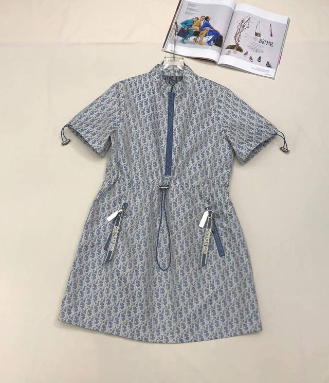 4Ior*2025 Summer New Style Small Stand Collar Dress Half Zipper On The Front