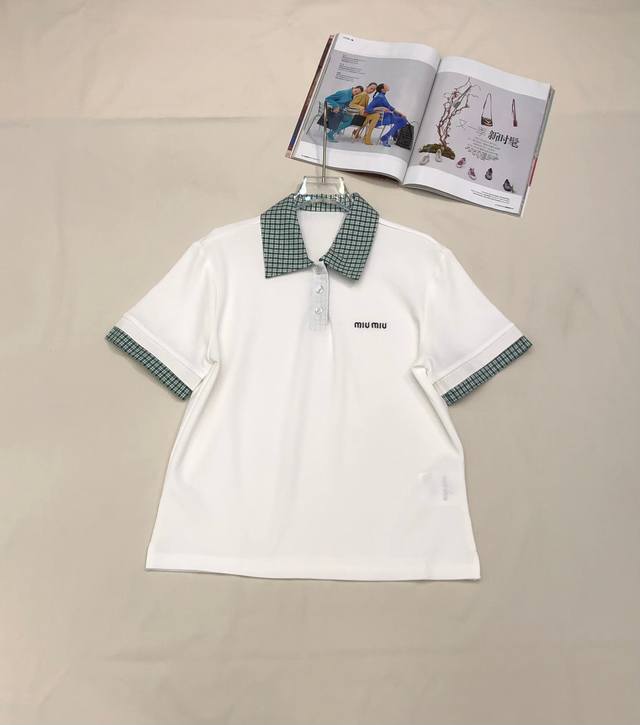 miumiu*2025 New Summer Lapel Short-Sleeved Top With Plaid Collar And Cuffs. E