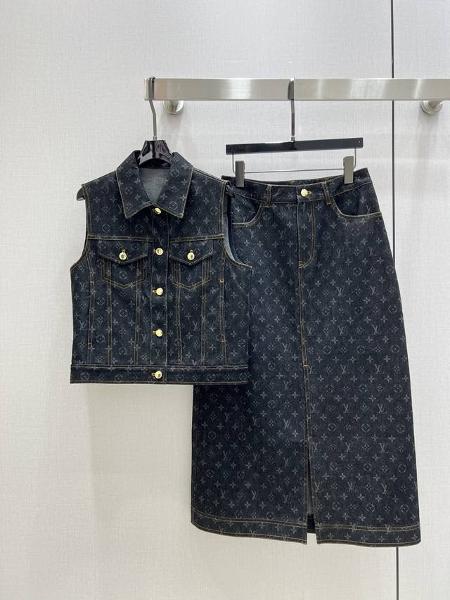 Strongly Recommends Lv*2025 Spring And Summer New Style Old Flower Vest Slit Ski