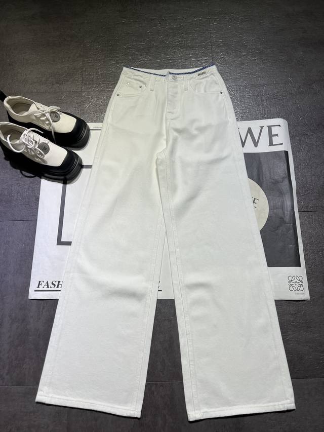 Hot-Selling Plaid Jeans Are Out For Sale. Summer Thin Fabrics Are Great For Leng