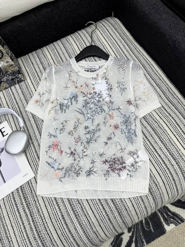 Hot Item In Stock Original Quality Dio* 25 New Embroidered Short-Sleeved Sweater