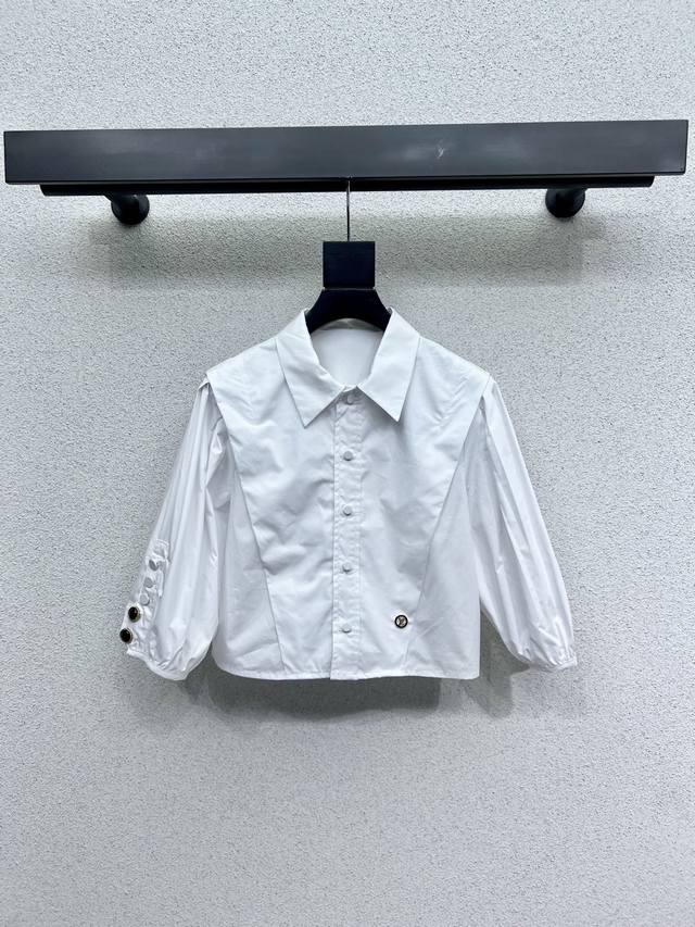 l Short Shirt Low-Key And Fashionable Version Of The Versatile Style Can Be C
