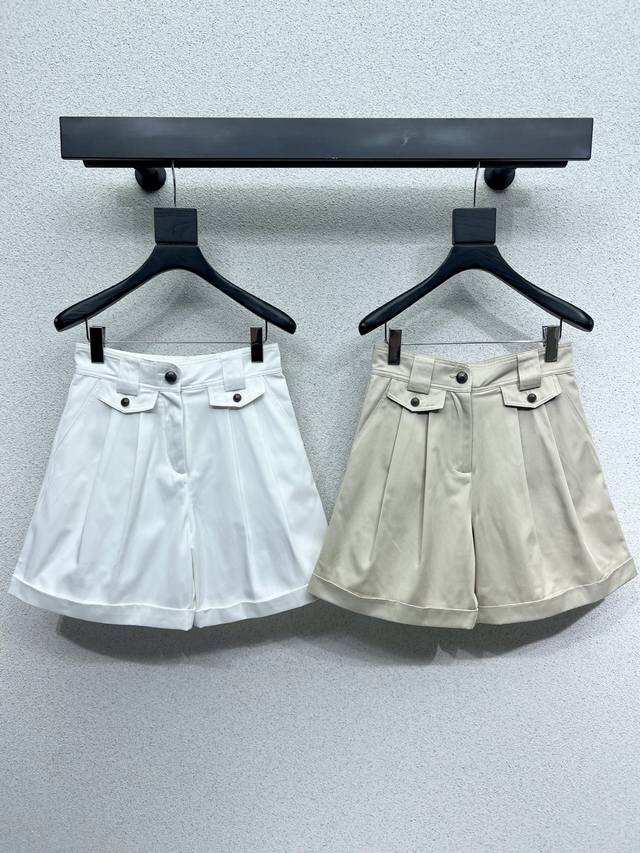l Suit Shorts Are Fashionable, Low-Key, Elegant And Luxurious. High-End Style