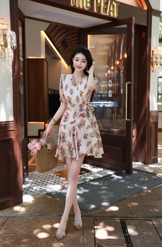 Dress Picture Color S~Xl 4 Sizes 2025 New Style New Feminine Elegant Temperament