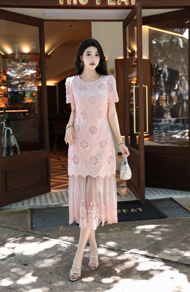 Dress White Pink S-Xl 4 Sizes 2025 New Round Neck Heavy Water-Soluble Flower Hol