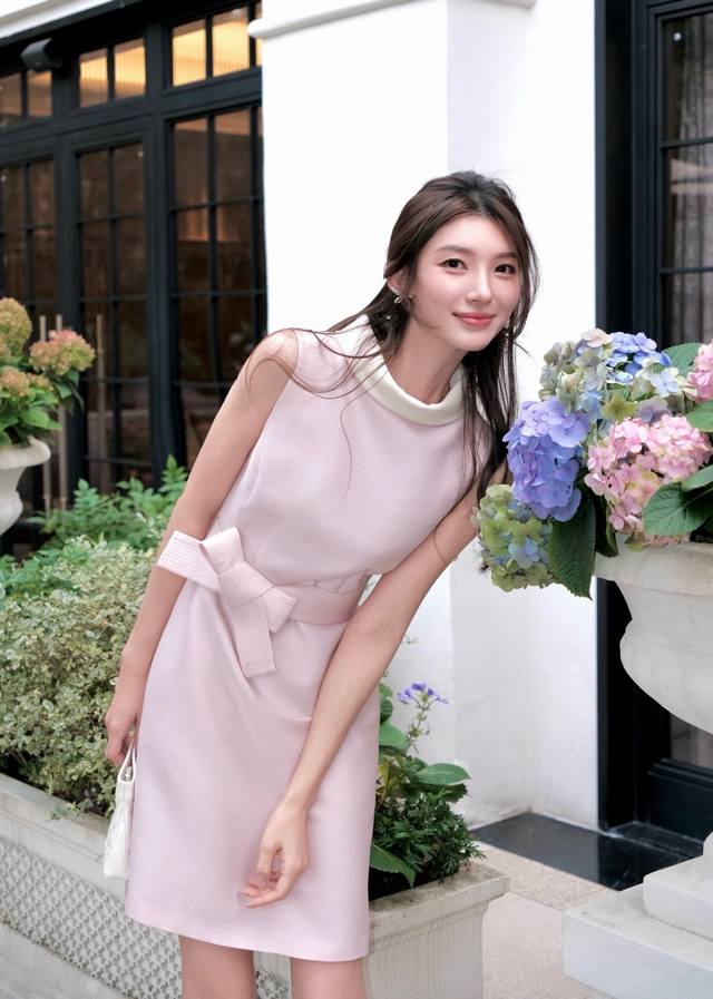 Dress Simple Sleeveless Dress Natural Waist Design Back Zipper Super Easy To Put