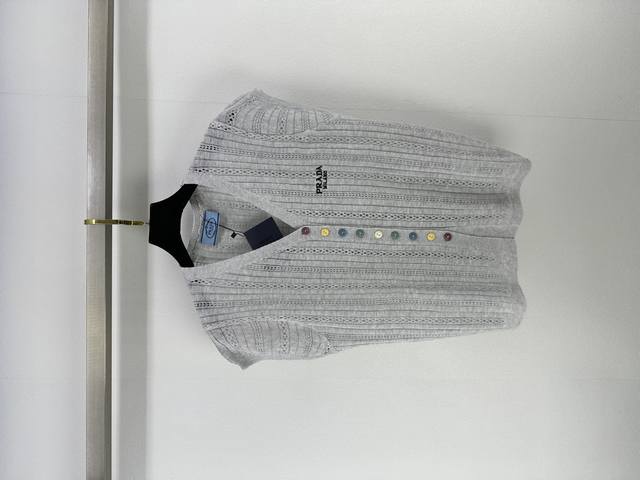 prad*New Details 25 Summer New V-Neck Cardigan With Short Sleevesexquisite Ho