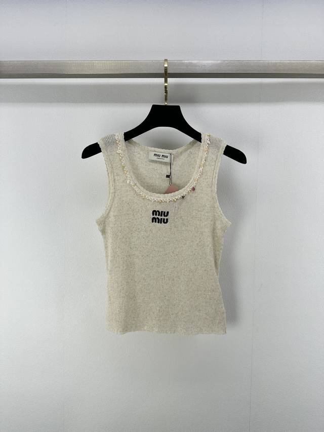 miumi*New Details 25 New Summer Knitted Shell Vest The Perfect Fusion Of Fash