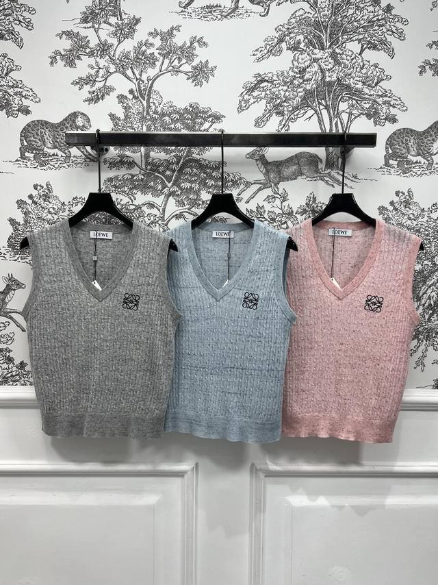 lw 25 Spring And Summer New Retro Cable Vest Sweater Can Be Intellectual And