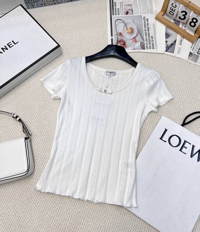 chneel25Ss New Spring And Summer Short-Sleeved T-Shirts. The Chanel Style Hot