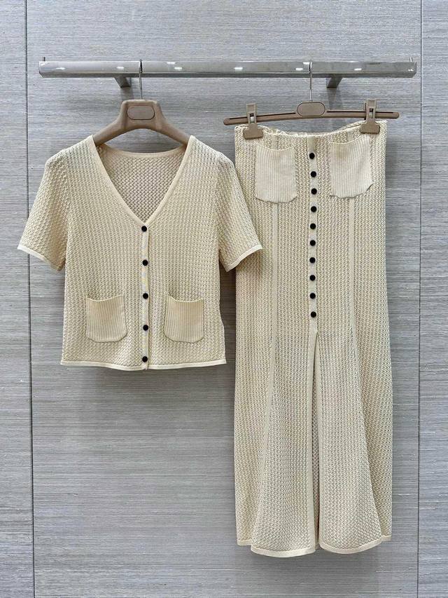 Exclusive First Release High-End Original Quality Sand* 25 Early Spring New Prod