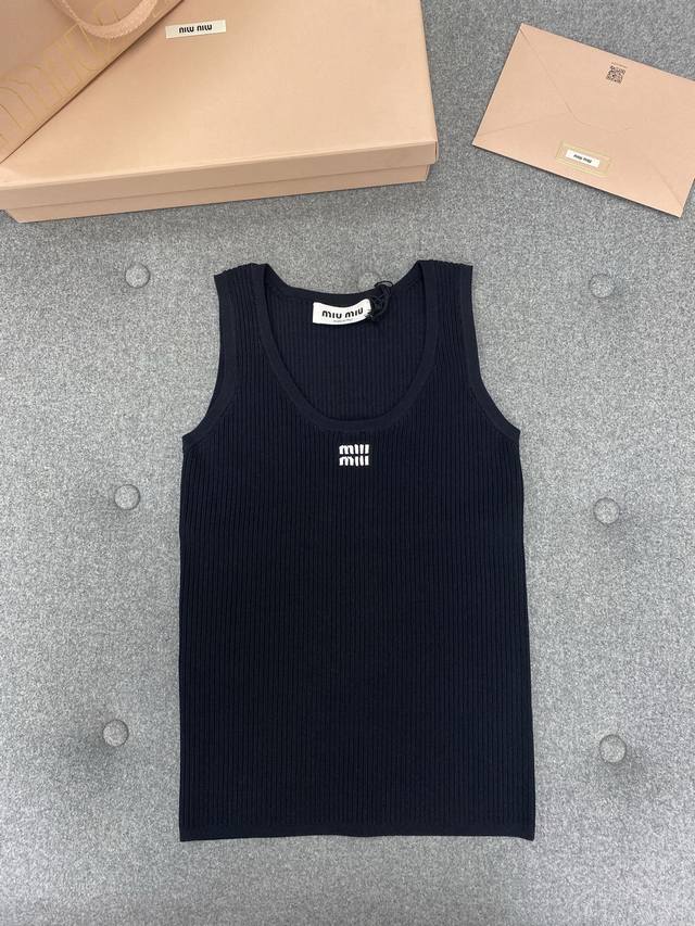 Logo-Decorated Viscose Vest Top Hotties, Look Here! The Most Fashionable Black V