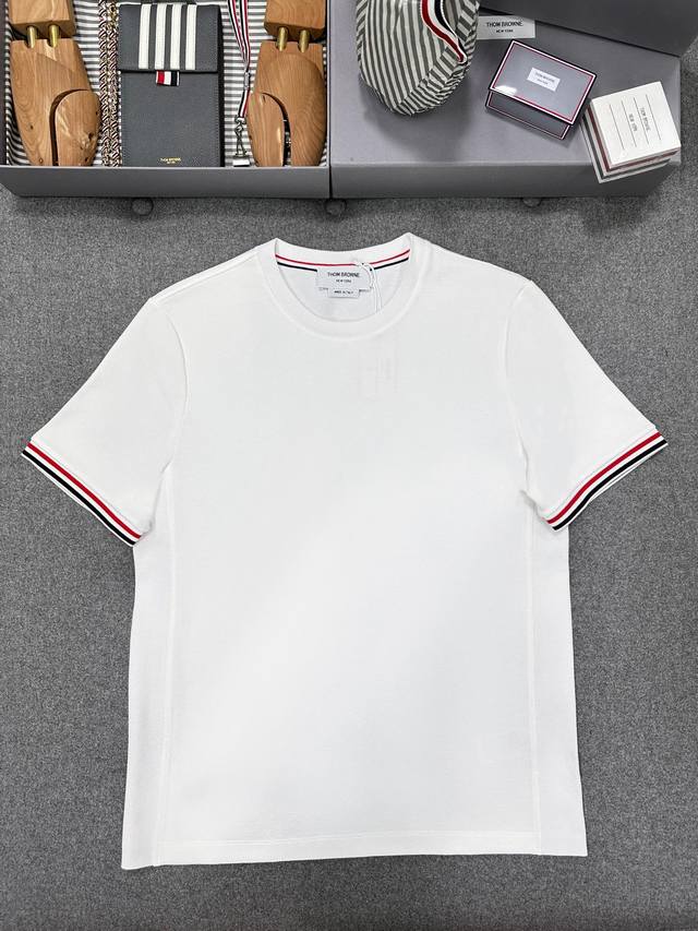 x Jointly Launches A New Short-Sleeved T-Shirt This Is Probably The Simplest,