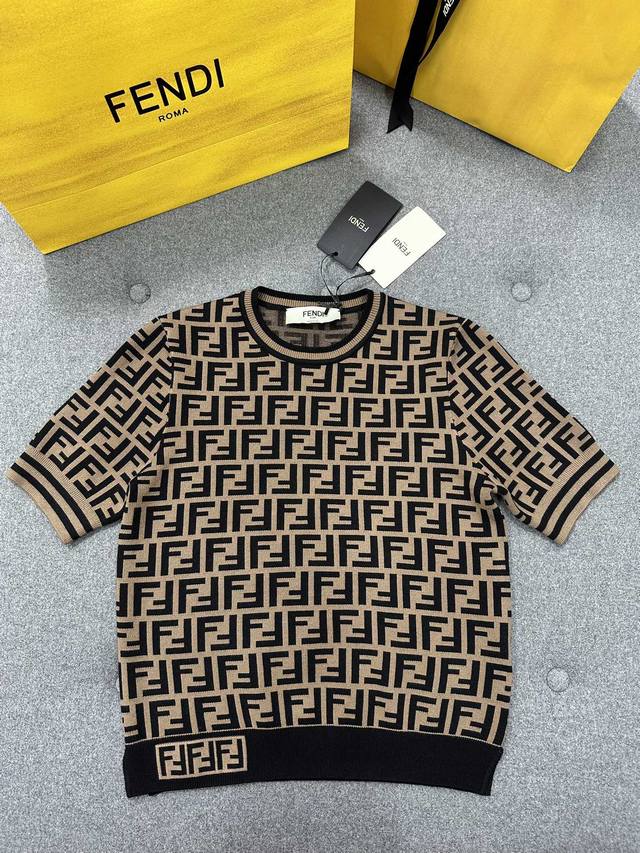 Classic Pattern Sweater Is Definitely A Full-Flowered Sweater In The List Of The