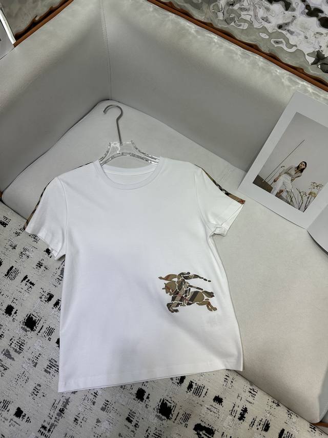 burberry New Round Neck Top With Patch Embroidery Decoration, Delicate Textur