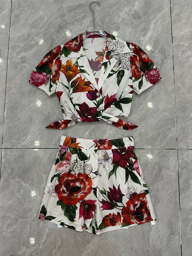 dg Original White Cotton Short-Sleeved Shirt With Big Red Flowers Cotton Susp