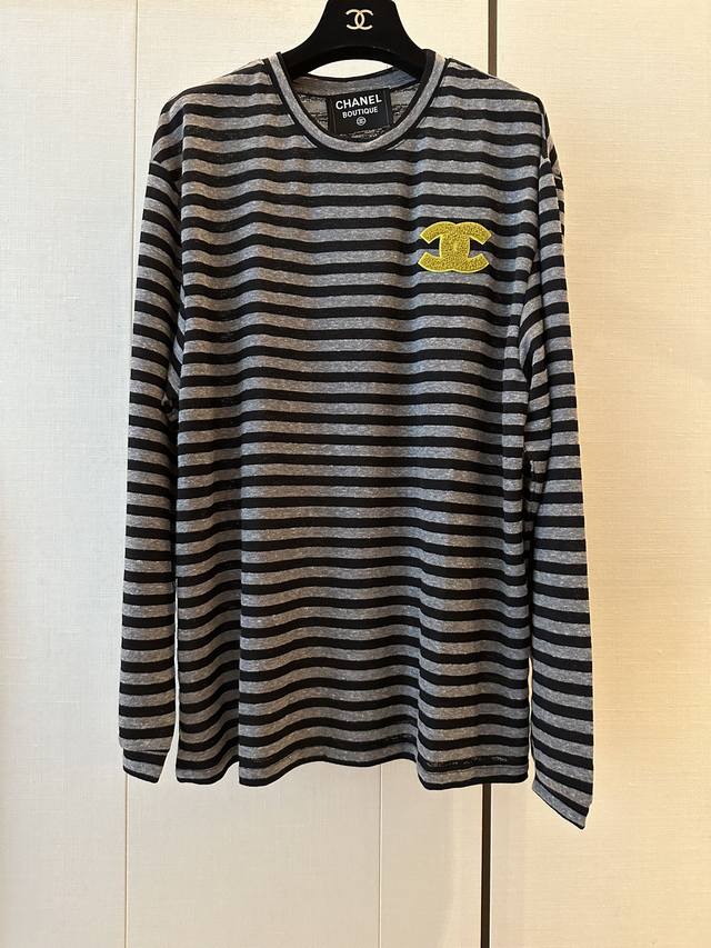 cc Second-Hand New Striped Bottoming Shirt Classic Striped Design Simple And