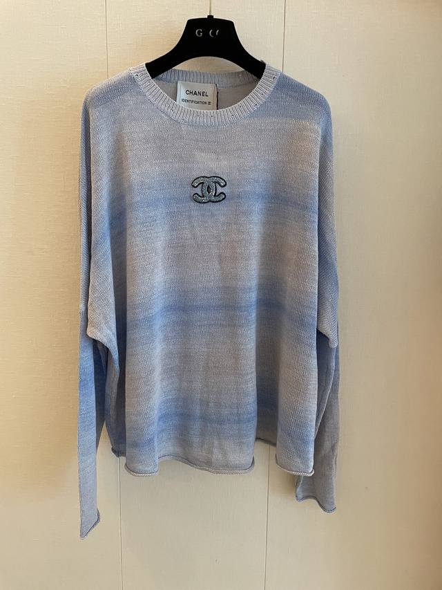 cc Vintage New Gradient Color Long Sleeves Like Ink-Dyed Blue Gradient Encoun