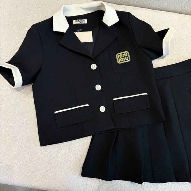 New Release 25Ss New Suit Suit Jacket Pleated Skirt Suit Pattern Embroidery Deco