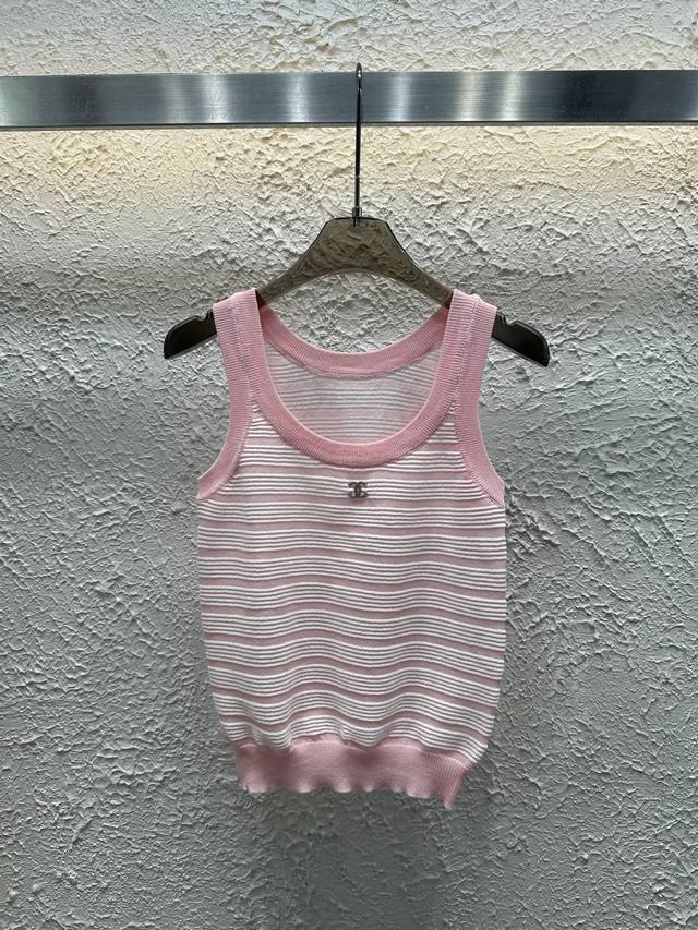 New Arrival Style No.:82622 Chane 25 New Summer Versatile Knitted Vest