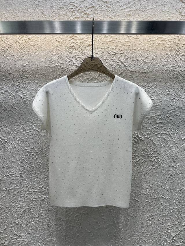 New Style No.:82621 Miumi 25 Summer New Style Heavy Hot Diamond V-Neck Knitted S