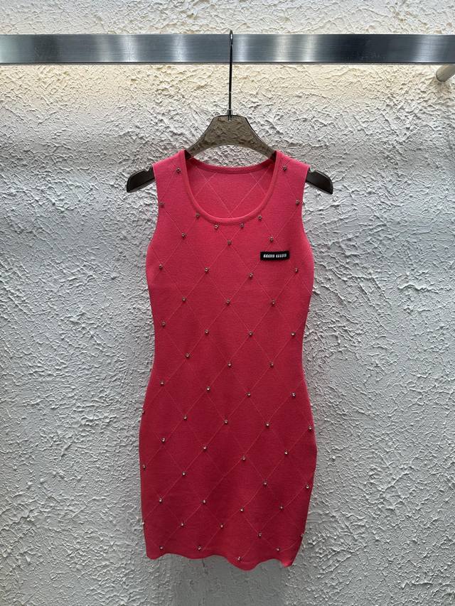 New Arrival Style No.:82650 Miumi 25 Summer New Style Diamond Pattern Knitted Ve