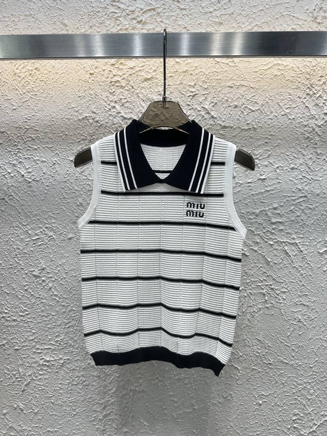New Arrival Style No.:82647 Miumi 25 Summer New Style Lapel Striped Color Matchi