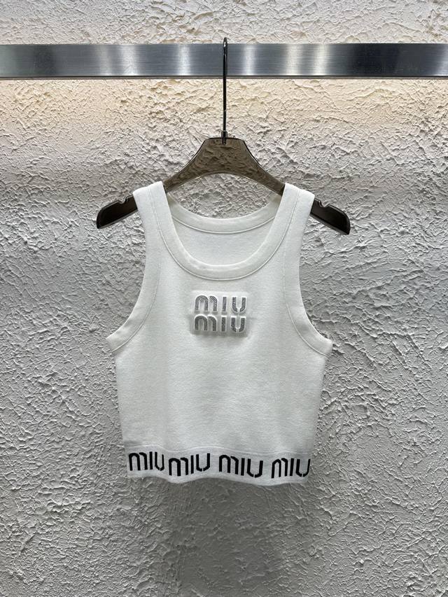 New Arrival Style No.:82641 Miumi 25 Summer New Three-Dimensional Steel Stamp Ho