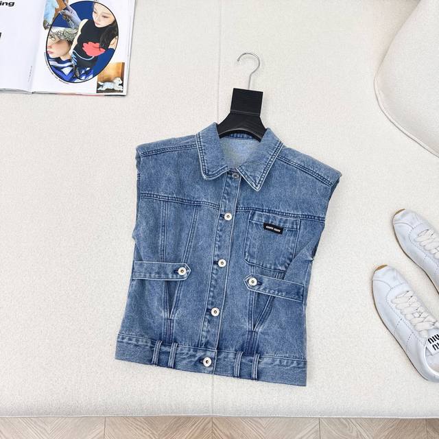31689# Miu 25Ss Latest Spring And Summer Letter Logo Washed Denim Vest Is A M