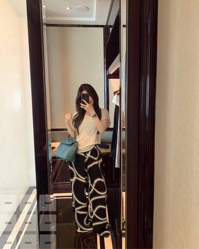 Hermes Design Line Acetate Trousers Look Messy Graffiti But Actually Show The Be