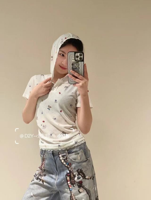 Item No. 10912 Oil Painting Lace Hooded Puppy Top