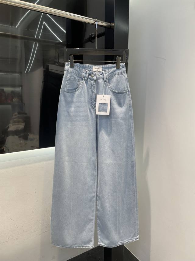 chane* Sequined Denim Trousers Made Of High-End Custom Fabrics, Denim Is Very