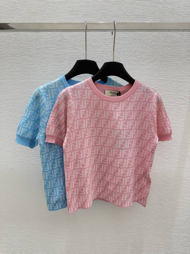 Early Spring New Round Neck Letter Knitted Short Sleeve Color Pink Blue Size 36.