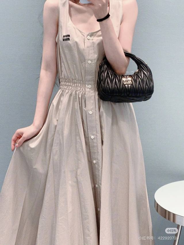 25Ss Logo Long Sleeveless Dress Minimalist Yet Elegant Design Elastic Waist D
