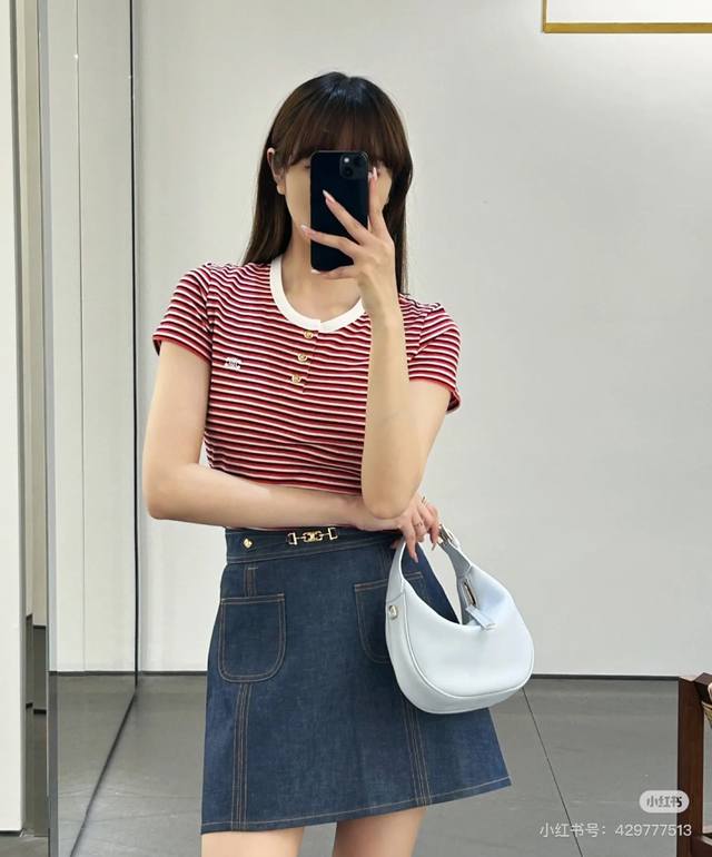 25Ss Spring And Summer New Arc De Triomphe Classic Red Striped Round Neck Kni