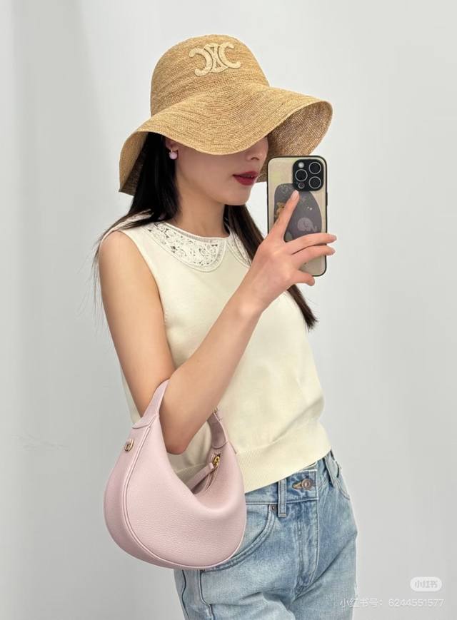 25Ss New Doll Collar Hollow Embroidery Off-White Vest Sml