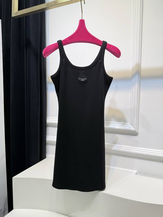 skims X Dg Joint Model Suspender Dress Leopard Print With The Same Logo Embel