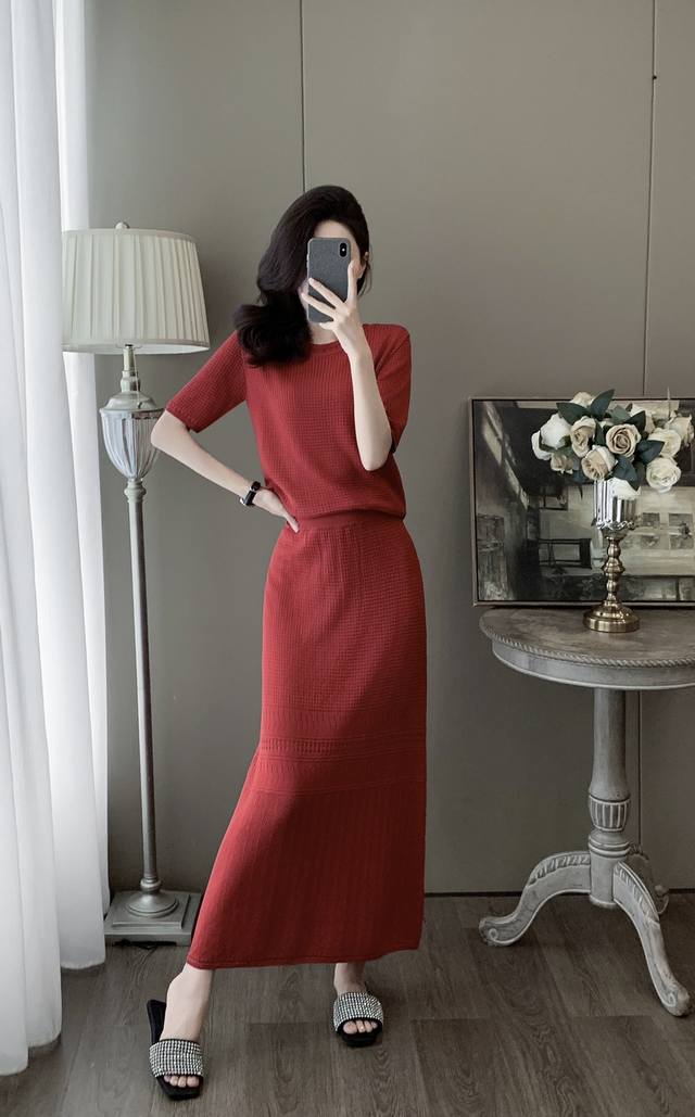 Summer Short-Sleeved Skirt Knitted Suit Nylon Polyester 84.50.60.75 The Medium S