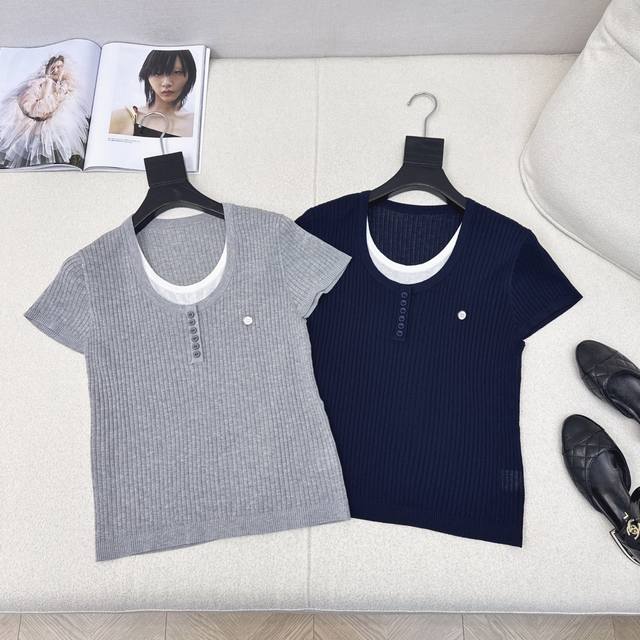 Exclusive Miu 25Ss Latest Spring And Summer Fake Two-Piece Round Neck Sweater, A