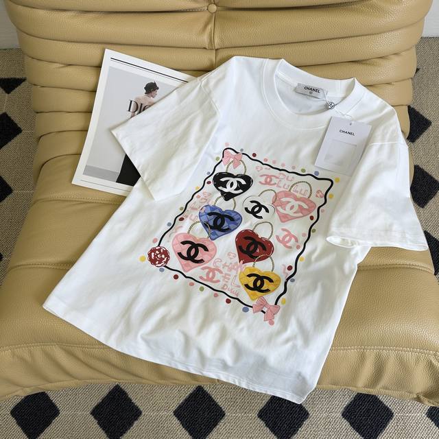 25 Spring And Summer Chanel Colorful Heart Bag Print Short-Sleeved T-Shirt Co