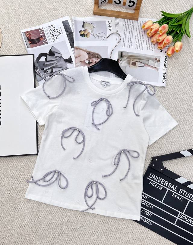 chanel25 Early Spring New Round Neck Hot Diamond Bow Decorated Short-Sleeved