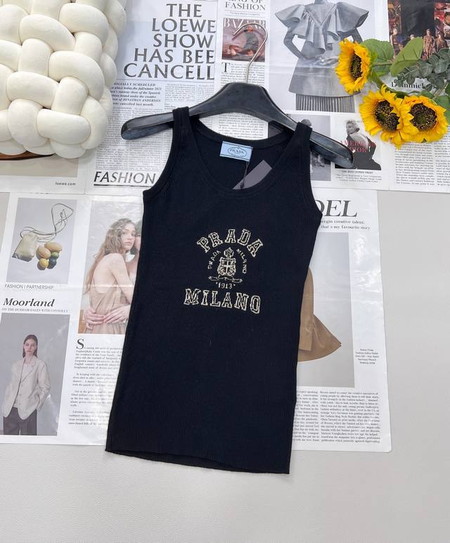 prada Short-Sleeved Knitted Vest With Classic Logo Intarsia On The Chest This