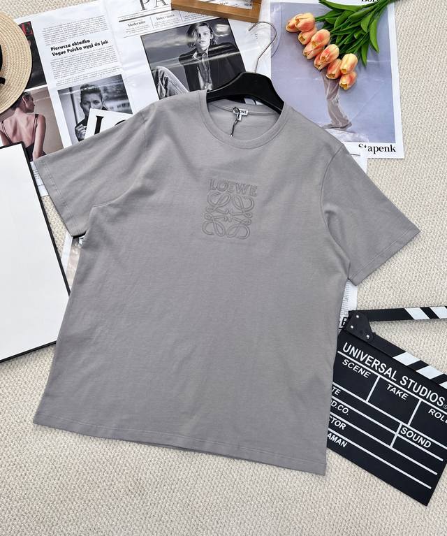 loewe Round Neck Short-Sleeved T-Shirt With Embroidered Logo On The Chest, Cu