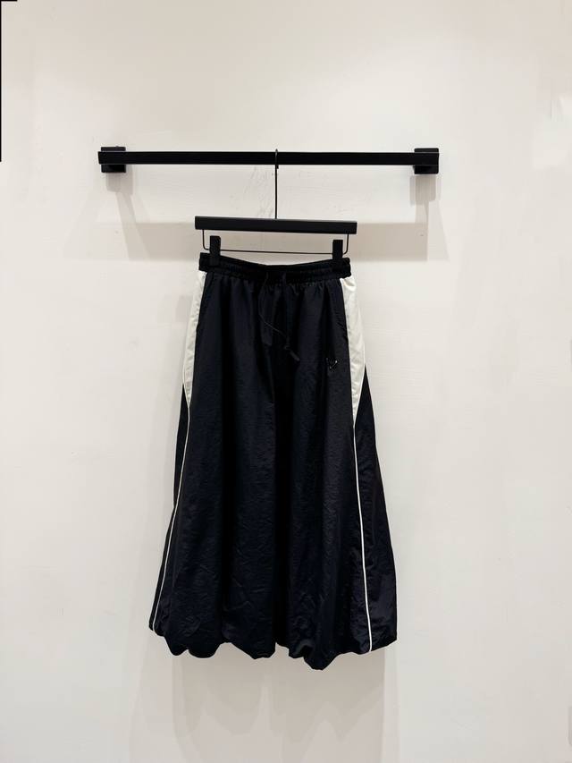 New 25Ss Pra* New Arrival Drawstring Cocoon Skirt Customized Imported Recycled N